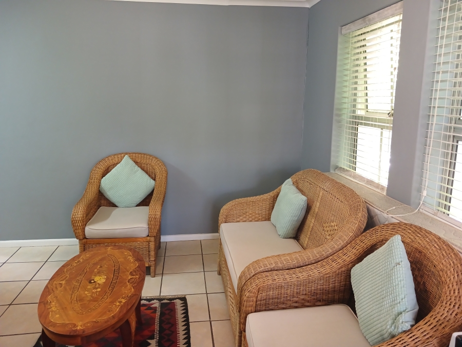 To Let 2 Bedroom Property for Rent in La Colline Western Cape